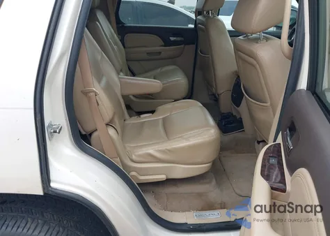 2009 GMC Yukon Denali z USA, uszkodzony, nr VIN 1GKFC032X9R164822